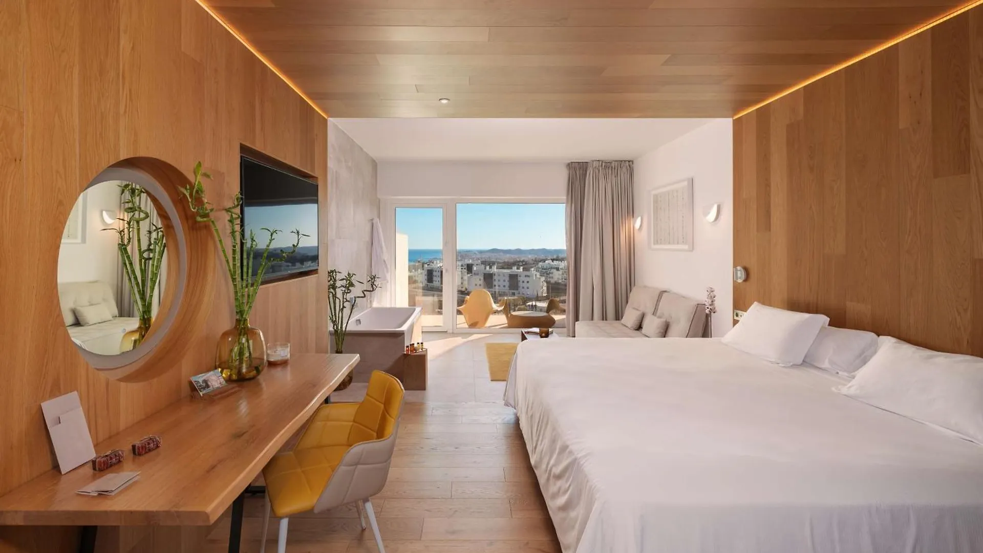 Higueron Hotel Curio Collection By Hilton (Adults Only) Fuengirola 5*,